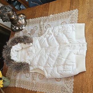 GAP Quilted Puffer Faux Fur Hooded Snap/Zip Down Vest